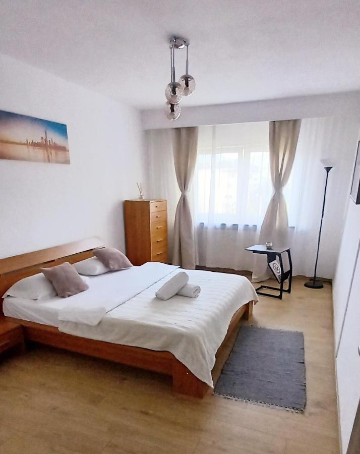 33 Coquette Apartment Бая-Маре Экстерьер фото